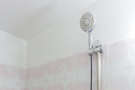 واحد تکخواب پنج نفره در مسافرخانه در میدان فردوسی