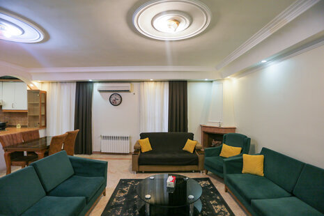 آپارتمان مبله طبقه اول در ونک