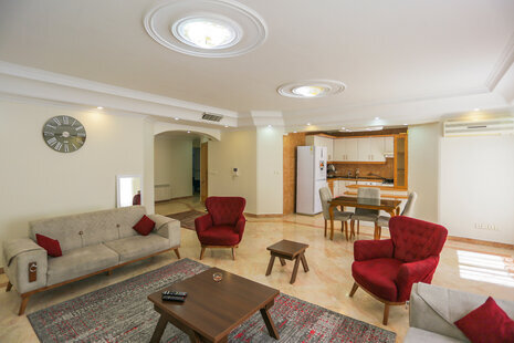 آپارتمان مبله طبقه سوم در ونک