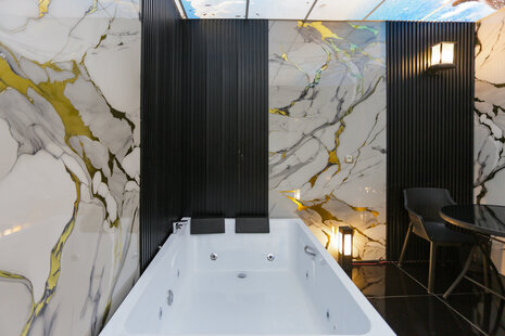 آپارتمان مبله دوخواب جکوزی دار لوکس در سعادت آباد