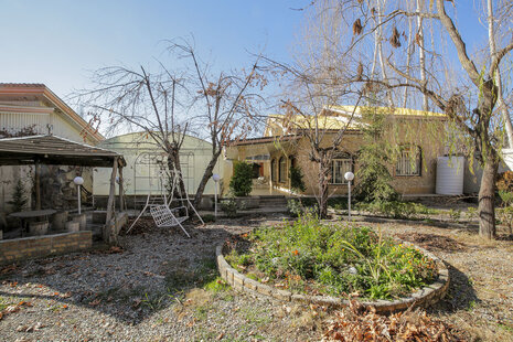 ویلا دوبلکس دوخواب  استخر آبگرم در کردان