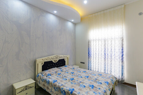 ویلا استخردار آبگرم سبز در چهار باغ