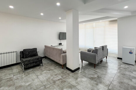 سوئیت مبله دوم در شریعتی