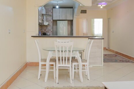 آپارتمان مبله دوخواب آسایش 3 در شهرک گلستان