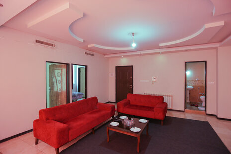 آپارتمان مبله طبقه چهارم در باغ فیض