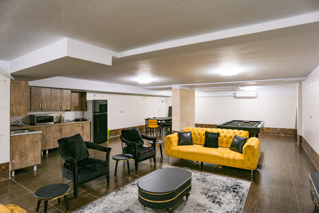 آپارتمان مبله (بیلیارد دار) زیر همکف دو خواب در فاطمی