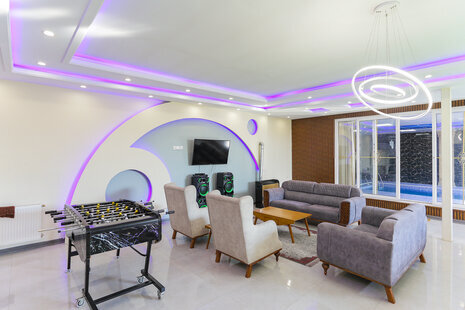 ویلا دوخواب استخردار کیسان در چهارباغ