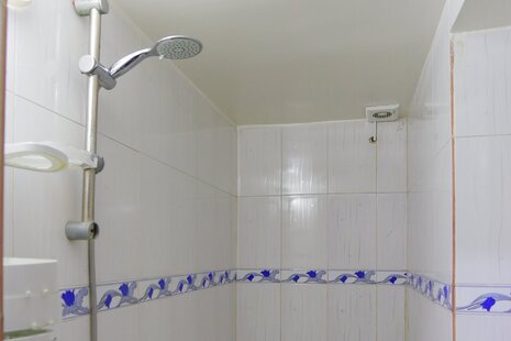 واحد دو نفره در مسافرخانه در میدان فردوسی