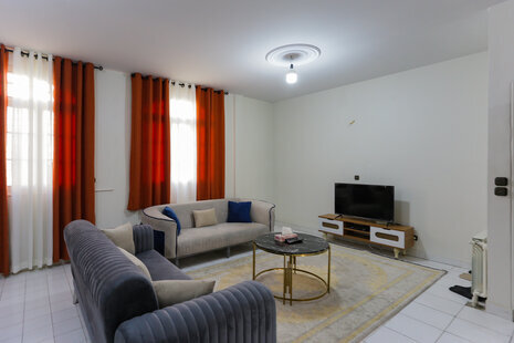 آپارتمان مبله دوخواب واحد 2 در شهرک گلستان