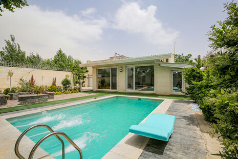 ویلا بهاران در کردان