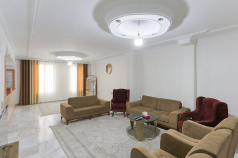 آپارتمان مبله سه خواب در شهرک گلستان