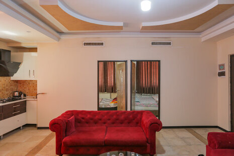 آپارتمان مبله طبقه دوم در باغ فیض