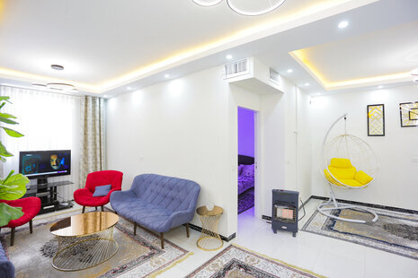 آپارتمان مبله دانشوری 2 در خیابان آذربایجان