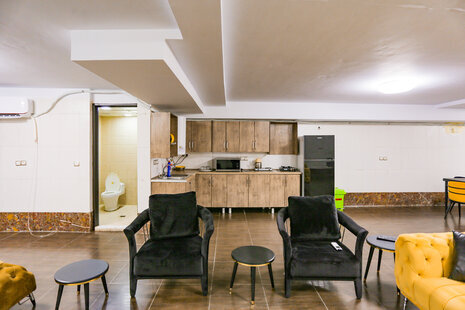 آپارتمان مبله (بیلیارد دار) زیر همکف دو خواب در فاطمی