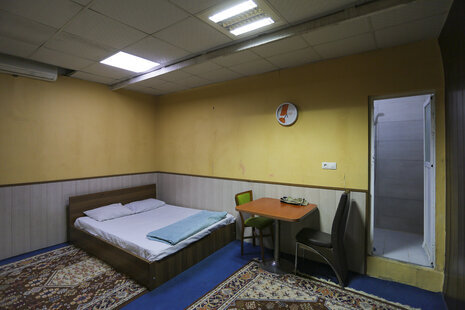 سوئیت 2 نفره در مهمانسرا در تهران