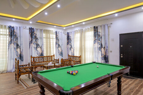 باغ ملکی1 استخر آبگرم سرپوشیده با بیلیارد و فوتبال دستی