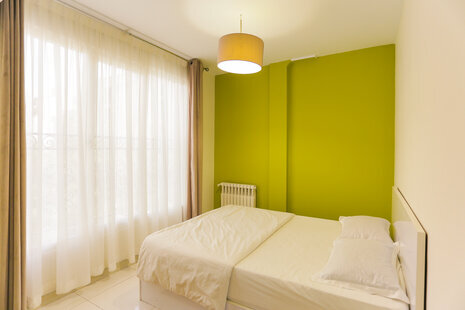 آپارتمان مبله دوخواب جنوبی در شهرک غرب