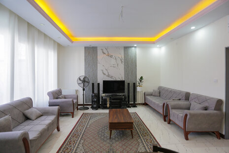 ویلا استخردار مبله تکخواب عمارت سفید در چهارباغ
