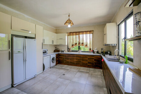 ویلا دوبلکس سه خواب مبله در چهارباغ