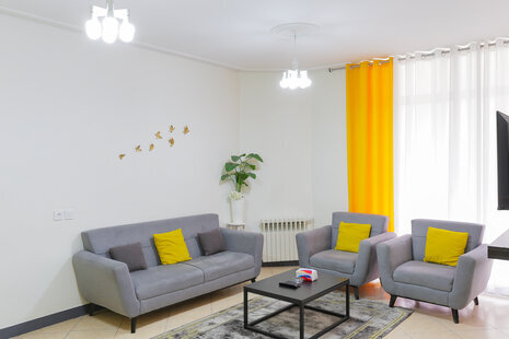 آپارتمان مبله دوخواب کوروش مال 2 در ستاری