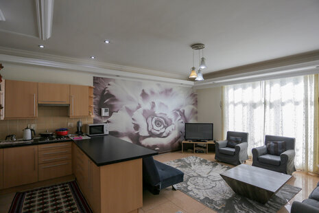 آپارتمان مبله تکخواب در شهرک صدف نارنج 4