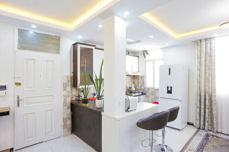 آپارتمان مبله دانشوری 2 در خیابان آذربایجان