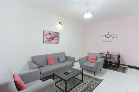 آپارتمان مبله دوخواب کوروش مال 3 در ستاری