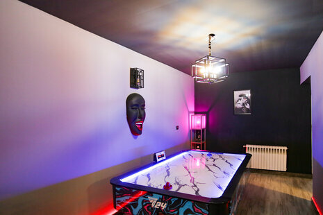 آپارتمان مبله تکخواب آراد 2 در سازمان برنامه