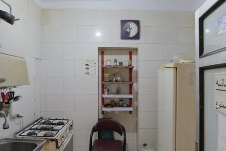 اتاق سه تخت در مهمانپذیر ناصرخسرو
