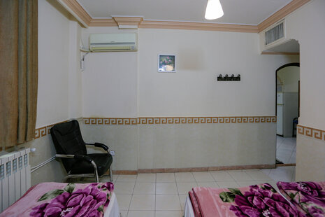 واحد دو خواب در مسافرخانه مشهد 2