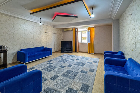 آپارتمان مبله دوخواب 1  امید یک در قشم