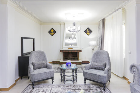 آپارتمان مبله دوخواب پاکنژاد در سعادت آباد