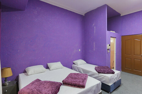 واحد سه نفره 111 در مسافرخانه میدان فردوسی