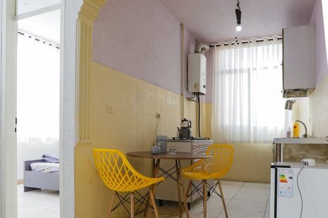 آپارتمان مبله تکخواب سپید 3 در خیابان مالک اشتر