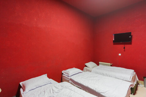 واحد سه نفره سینگل در مسافرخانه در میدان فردوسی