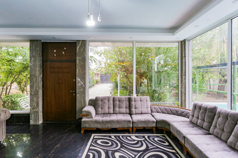 ویلا دوبلکس استخردار سه خواب در چهارباغ