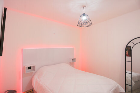 آپارتمان مبله دوخواب آراد 7 در سازمان برنامه