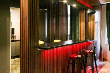 آپارتمان مبله دو خواب جکوزی دار سپیدار 1 در سعادت آباد