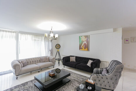 آپارتمان دو خواب مبله نقره در سعادت آباد