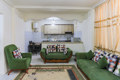 واحد آپارتمان تکخواب مبله طبقه 1 آوا در قشم