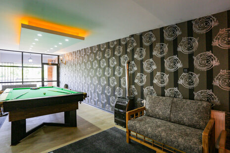 ویلا دوخواب مستر استخر آب گرم نیما در چهارباغ