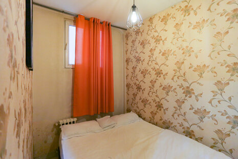 آپارتمان تکخواب طبقه دوم در خیابان جی