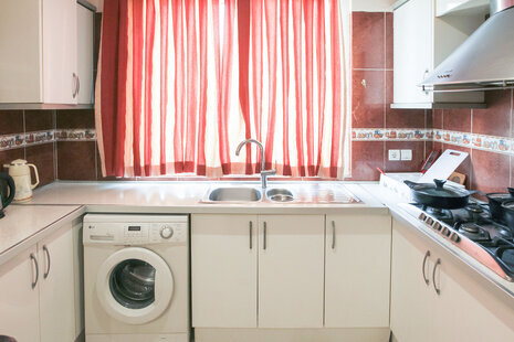 واحد تکخواب 02 در هتل آپارتمان در کیش