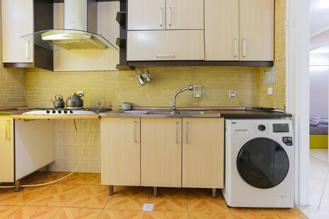 آپارتمان مبله دوخواب کوروش مال 2 در ستاری