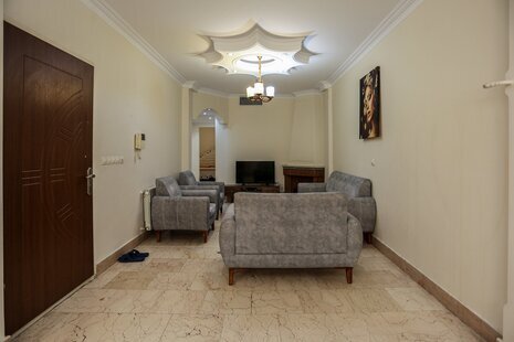 آپارتمان دوخواب شیک در شریعتی