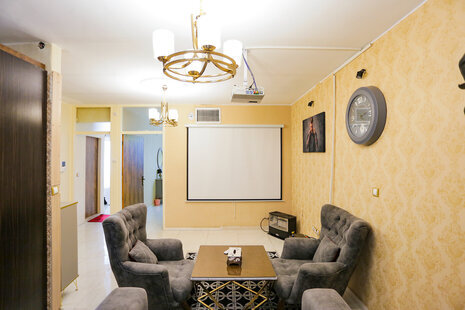 آپارتمان مبله دوخواب قصر 3 در خیابان پلیس