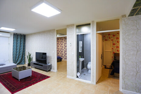 آپارتمان مبله دو خوابه گلخانه 1- در دروس