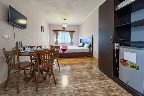 واحد تک خواب 4  نفره در هتل استخردار ساحلی قشم