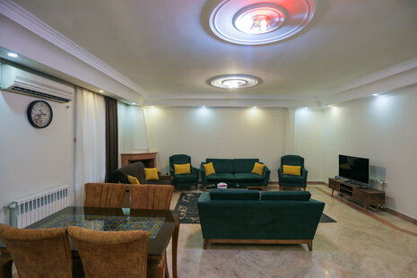 آپارتمان مبله طبقه اول در ونک