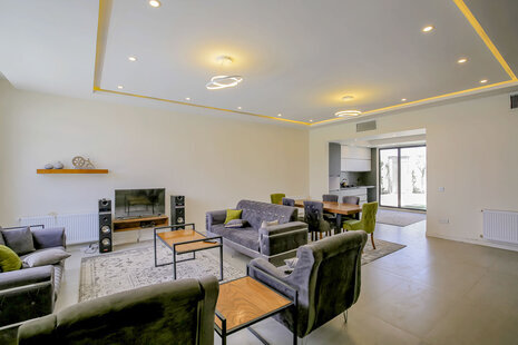 ویلا استخر دار سه خواب در کردان